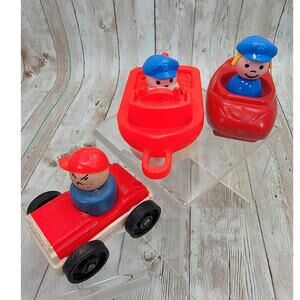 Vintage Fisher Price Little People Caes, Boat & 3 little people Lot